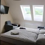 Gæstehus Apartmany Lama *