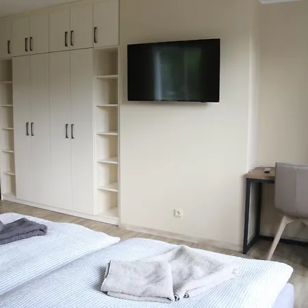 Penzion Apartmány LAMA *